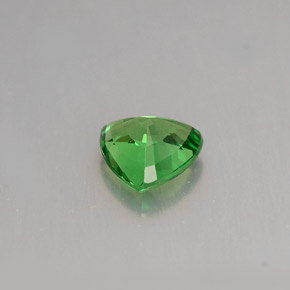 0.63克拉天然绿色沙弗莱石，三角形，5.4×5.4毫米，VS