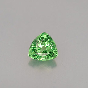 0.27克拉天然绿色沙弗莱石，三角形，4×3.9毫米，VS