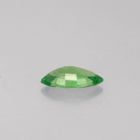 0.30克拉天然绿色沙弗莱石，马眼形，6.2×3.2毫米，VVS-VS