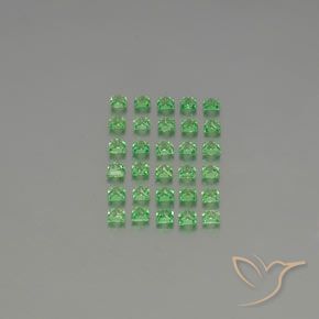2.36克拉天然沙弗莱石榴石，正方形，VVS-VS