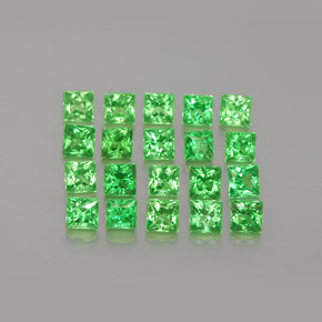 天然绿色沙弗莱石，方形，2.1×2.1毫米，VVS-VS