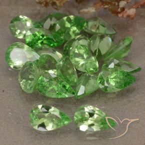 4.77天然绿色沙弗莱石，梨形，5.2×3.2毫米，VS