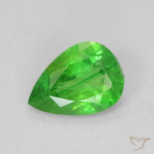 0.82ct 天然 充满活力的绿色 沙弗莱石榴石, 梨形, VS-SI