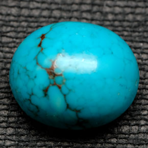 6.28克拉天然绿松石，椭圆形切割，12.4×10.6毫米，不透明