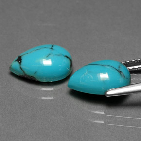 克拉天然绿松石，梨形，不透明