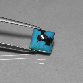 1.84克拉天然绿松石，方形，8.1×8毫米，不透明