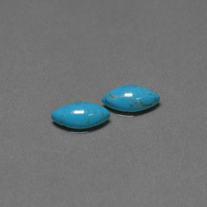 天然绿松石，马眼形，8.1×4.1毫米，不透明