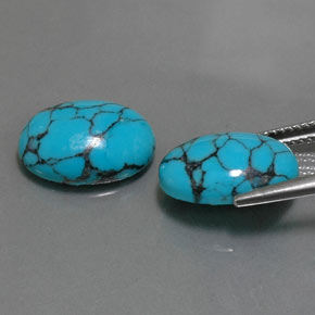 天然绿松石，椭圆形切割，14.1×10.1毫米，不透明