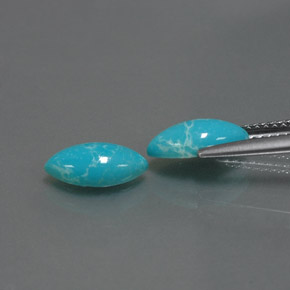 天然绿松石，马眼形，10.1×5.1毫米，不透明