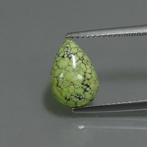 1.83克拉天然绿色绿松石，梨形，11.7×7.9毫米，不透明