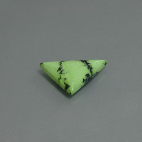 2.47克拉天然绿色绿松石，三角形，15.3×10.9毫米，不透明