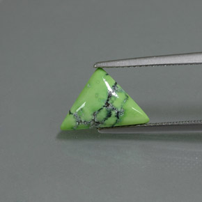 1.54克拉天然绿色绿松石，三角形，12.9×8.5毫米，不透明