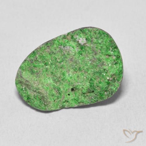 10.99ct 天然 绿色 钙铬榴石石榴石晶簇, 花式切割, 不透明