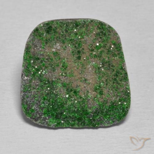 14.90ct 天然 深绿色 钙铬榴石石榴石晶簇, 花式切割, 不透明