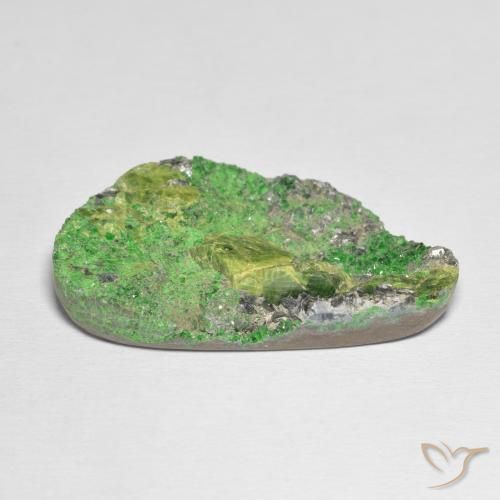 45.70克拉天然钙铬榴石石榴石晶簇，花式切割，不透明