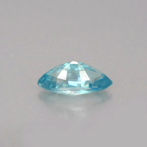 0.72克拉天然锆石，马眼形，7.2×3.6毫米，VVS