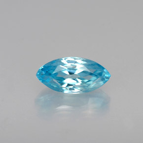 0.68克拉天然锆石，马眼形，7.1×3.5毫米，VVS
