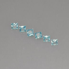 天然锆石，方形，3.4×3.3毫米，VVS