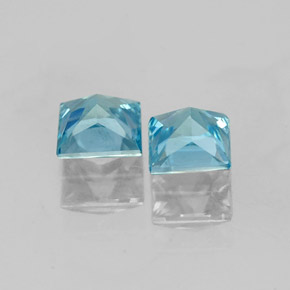 天然锆石，方形，4.1×4毫米，VVS-VS