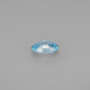 0.54克拉天然锆石，椭圆形切割，5.8×3.9毫米，VVS-VS
