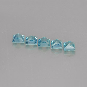 天然锆石，方形，3.7×3.6毫米，VVS-VS