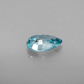 0.86克拉天然锆石，梨形，6.9×4.8毫米，VVS