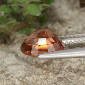 3.69克拉天然粉色锆石，椭圆形切割，9.1×7.1毫米，VVS