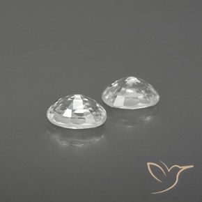 1.70克拉天然锆石，椭圆形，VVS