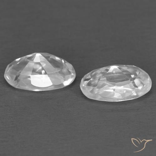 0.80克拉天然锆石，椭圆形，VVS