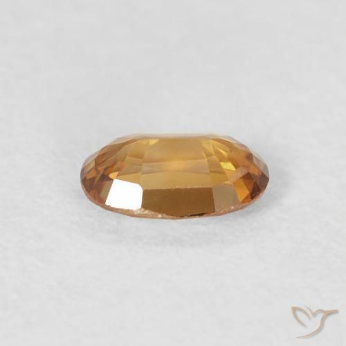 0.70克拉天然锆石，椭圆形，VVS-VS